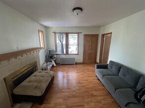 203 Denver St in Springfield, MA - Foto de edificio - Building Photo