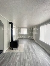 720 Loa St in Lansing, MI - Building Photo - Building Photo