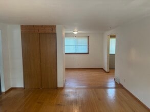 1117 Melrose Ct in Neenah, WI - Building Photo - Building Photo