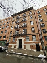 2114 Daly Ave in Bronx, NY - Foto de edificio - Primary Photo