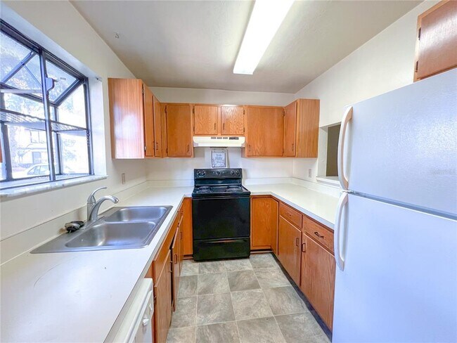 2300 SW 43rd St in Gainesville, FL - Building Photo - Building Photo