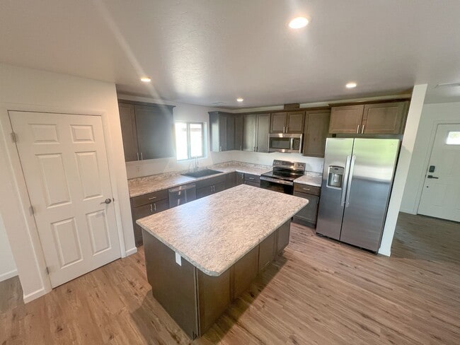 4217 Commercial Way in Lake Montezuma, AZ - Building Photo - Building Photo