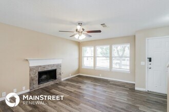 804 Sage Meadow Dr in Glenn Heights, TX - Building Photo - Building Photo