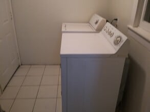 2316 Brooks Ave, Unit 2316 Brooks Ave in Richmond, CA - Building Photo - Building Photo