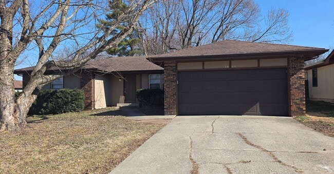 property at 3606 S Walnut Hill Ave