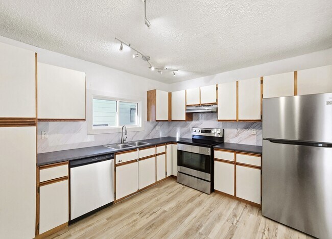 240-230 30 Ave NE in Calgary, AB - Building Photo - Building Photo