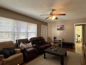 808 S Blakely St in Stillwater, OK - Building Photo - Building Photo