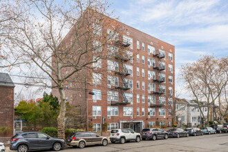 50 - 15 39th St in Sunnyside, NY - Building Photo - Primary Photo