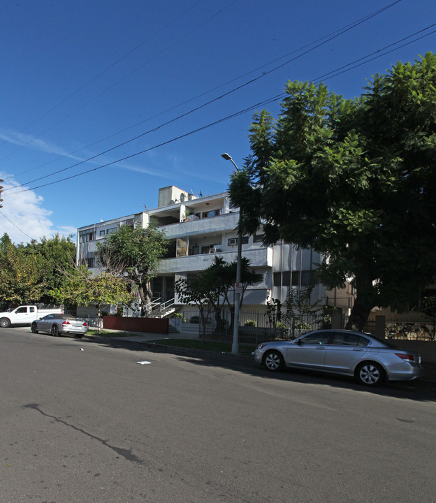 1832 Garfield Pl in Los Angeles, CA - Foto de edificio