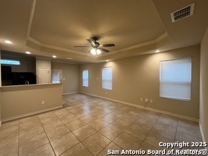 7042 Lakeview Dr. in San Antonio, TX - Foto de edificio - Building Photo