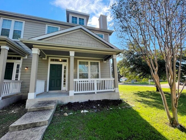 251 Utterback in Kyle, TX - Building Photo - Building Photo