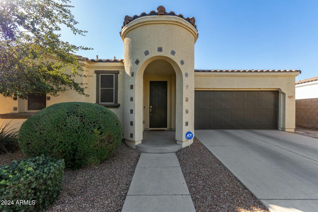 22677 E Desert Spoon Dr in Queen Creek, AZ - Building Photo