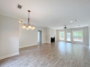 10136 Springtree Ave in Baton Rouge, LA - Building Photo - Building Photo