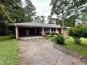 107 Southside Dr in Griffin, GA - Building Photo - Building Photo