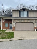 155 Hickory Ridge Dr in St. Robert, MO - Building Photo