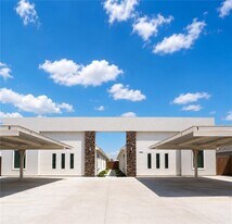 5900 Northwestern Ave in McAllen, TX - Building Photo