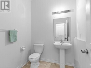 9 Rossmore Dr in Markham, ON - Building Photo - Building Photo