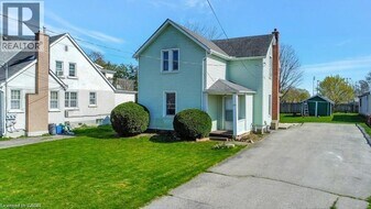 103 ELLIOTT St in Cambridge, ON - Building Photo