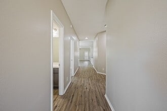 135 Pequin Rd in Crosby, TX - Building Photo - Building Photo