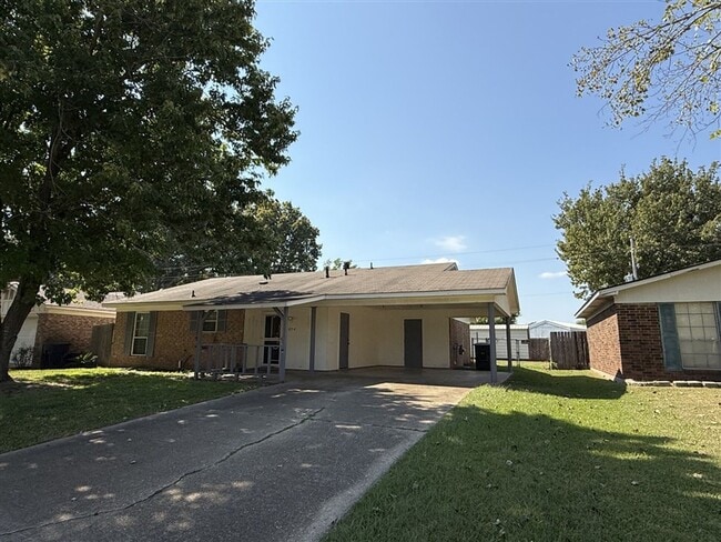 4824 Longstreet Pl in Bossier City, LA - Building Photo - Building Photo