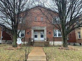 5434-5436 Morgan Ford Rd in St. Louis, MO - Building Photo