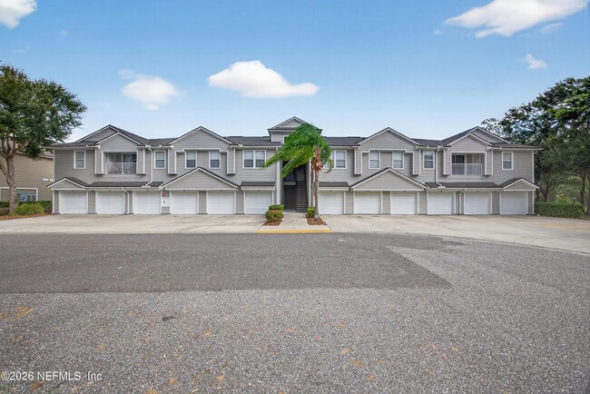property at 7047 Deer Lodge Cir