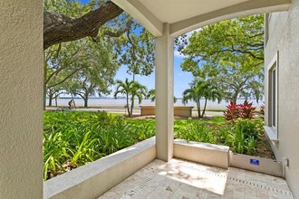 3507 Bayshore Blvd in Tampa, FL - Building Photo - Building Photo