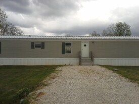 2614 Bailey Rd in Leesville, LA - Building Photo