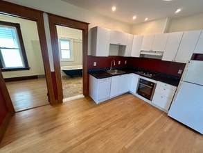 3011 N Pierce St in Milwaukee, WI - Building Photo - Building Photo