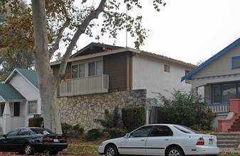 1515 V St in Sacramento, CA - Foto de edificio - Building Photo