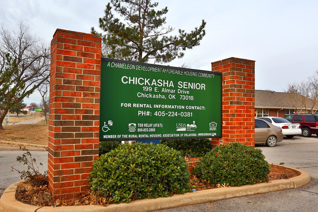 Chickasha Senior in Chickasha, OK - Building Photo