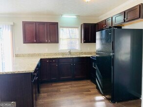 208 Laurel Ln in Lagrange, GA - Building Photo - Building Photo