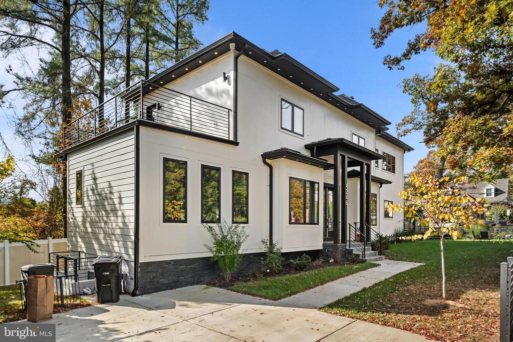 4246 15th St N in Arlington, VA - Building Photo