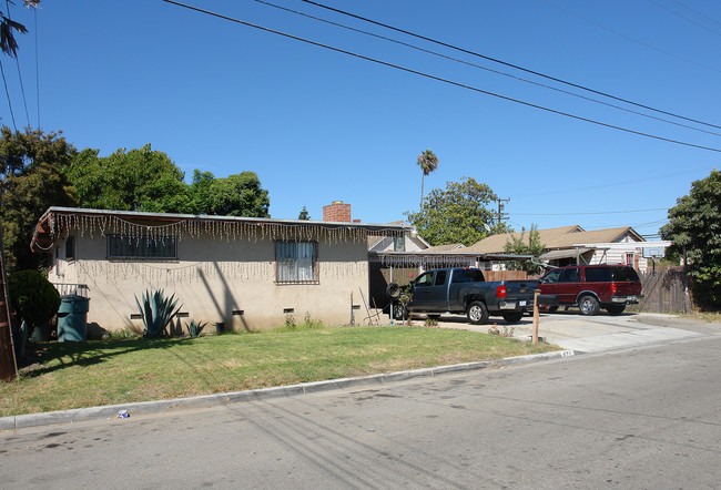 5241-5279 Cypress Rd in Oxnard, CA - Building Photo - Building Photo