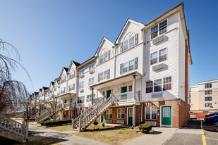 646 Emerald St in Brooklyn, NY - Building Photo