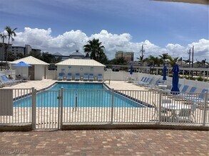 6900 Estero Blvd in Fort Myers Beach, FL - Foto de edificio - Building Photo