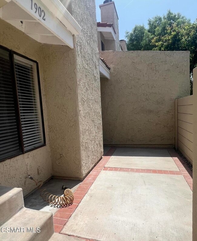 1902 Stow St in Simi Valley, CA - Building Photo - Building Photo
