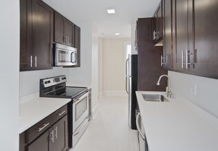 Parkway Apartments in Washington, DC - Building Photo - Building Photo