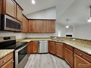 506 Airdale Ln in Simpsonville, SC - Foto de edificio - Building Photo