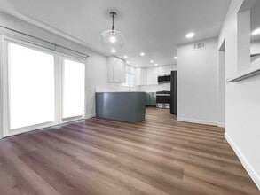 1335 W 139th, 101 in Gardena, CA - Building Photo - Building Photo