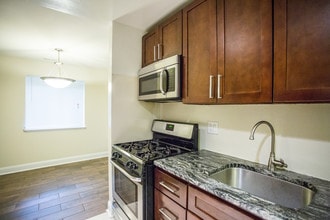 Crystal Springs in Silver Spring, MD - Foto de edificio - Interior Photo