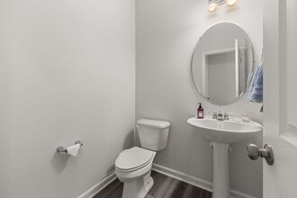 6322 Perry Creek Rd in Raleigh, NC - Building Photo - Building Photo