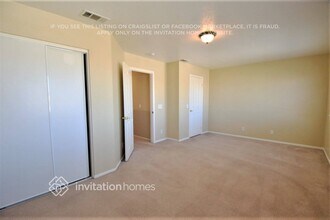 6252 Sunset Canyon Ct, Unit 211 in Lancaster, CA - Building Photo - Building Photo