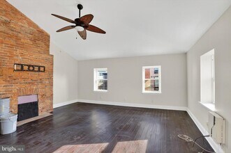 1600 Frankford Ave in Philadelphia, PA - Building Photo - Building Photo