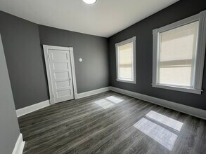 84 Gates St in Lowell, MA - Building Photo - Building Photo