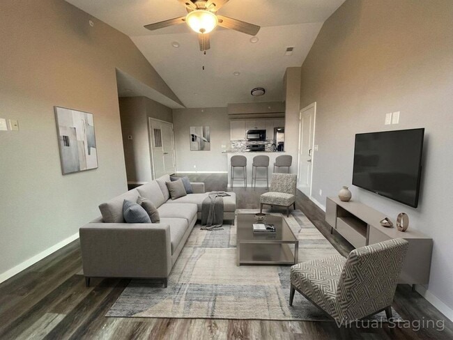 325 Majestic Dr in Branson, MO - Building Photo - Building Photo