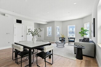 34 Woodford St in Boston, MA - Foto de edificio - Building Photo