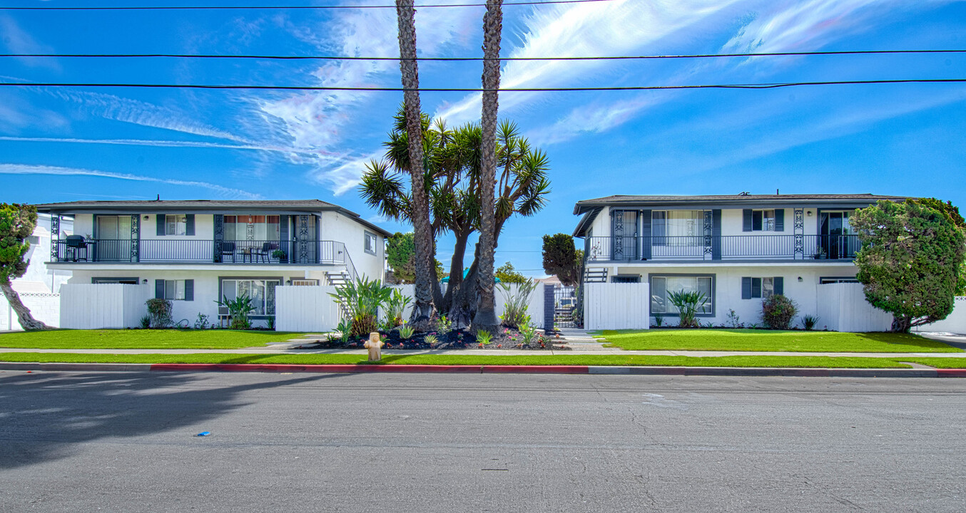 10550 Bell St in Stanton, CA - Building Photo