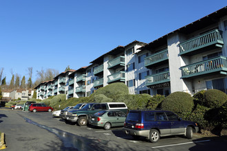 La Vista Apartments in Seattle, WA - Building Photo - Building Photo