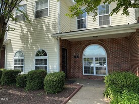 2101 Piney Brook Rd in Raleigh, NC - Building Photo